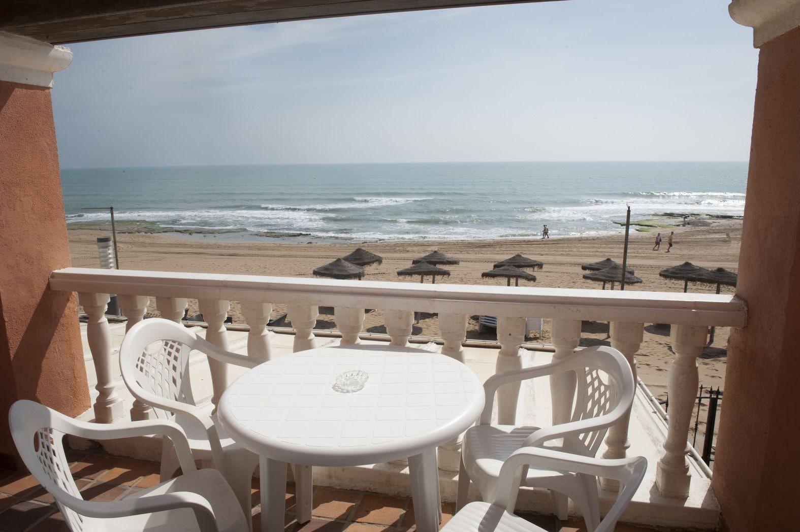 Apartahotel Lloyds Club